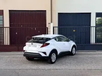 Usado Toyota C-HR Active 122 CV (89 kW) 2022 Blanco SUV