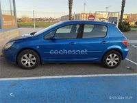 Usado Peugeot 307 90 CV (66 kW) 2005 Azul Berlina