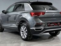 Usado VW T-Roc Advance 115 CV (84 kW) 2020 Gris / plata SUV