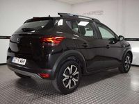 Usado Dacia Sandero Expression 90 CV (66 kW) 2022 Negro Utilitario