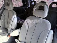 Usado Chrysler Voyager 150 CV (110 kW) 2005 Gris / plata Monovolumen