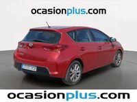 Usado Toyota Auris 90 CV (66 kW) 2015 Rojo Utilitario