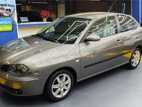 Usado Seat Ibiza 75 CV (55 kW) 2003 Gris / plata Berlina