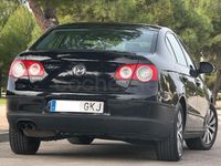 Usado VW Passat Advance 140 CV (102 kW) 2009 Negro Berlina