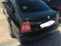 Usado Skoda Octavia Ambiente 90 CV (66 kW) 2002 Verde Berlina