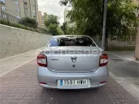 Usado Dacia Logan Ambiance 90 CV (66 kW) 2014 Gris / plata Berlina