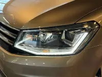 Usado VW Caddy Comfortline 150 CV (110 kW) 2018 Gris Monovolumen