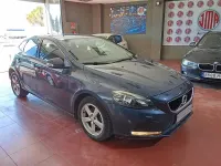 Begagnad Volvo V40 Inscription 120 HK (88 kW) 2017 Blå Sedan