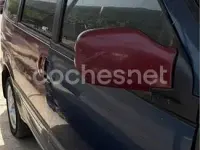 Usado Nissan Serena 75 CV (55 kW) 2000 Granate Monovolumen
