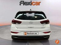 Begagnad Hyundai i30 120 HK (88 kW) 2024 Vit Sedan