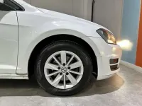 Używany VW Golf VII Business 110 KM (80 kW) 2016 Biały Hatchback