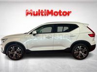 Begagnad Volvo XC40 Core 211 HK (155 kW) 2021 Vit SUV