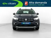 Usado Dacia Sandero Expression 101 CV (74 kW) 2022 Gris Utilitario