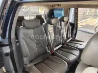 Usado Kia Carnival 185 CV (136 kW) 2008 Gris / plata Monovolumen