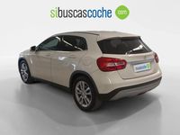 Usado Mercedes GLA180 Style 109 CV (80 kW) 2015 Blanco SUV