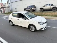 Usado Seat Ibiza Reference 90 CV (66 kW) 2014 Blanco Berlina