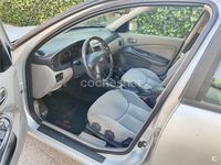 Usado Nissan Almera Comfort 110 HP (80 kW) 2001 Cinzento Sedan