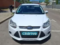 Usado Ford Focus Trend 101 CV (74 kW) 2012 Blanco Berlina