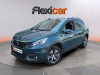 Usado Peugeot 2008 Allure 131 CV (96 kW) 2019 Azul SUV
