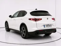 Usado Alfa Romeo Stelvio Sprint 160 CV (117 kW) 2023 Blanco SUV