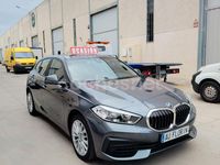 Usado BMW 116 116 CV (85 kW) 2020 Gris / plata Utilitario