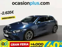 Usado Mercedes A180 116 CV (85 kW) 2022 Azul Utilitario