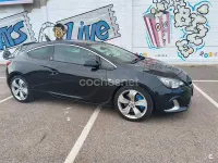 Usado Opel Astra GTC OPC 280 CV (205 kW) 2013 Negro Berlina