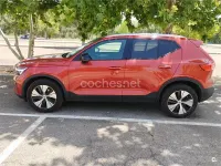 Usado Volvo XC40 Core 163 CV (119 kW) 2022 Granate SUV