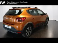 Usado Dacia Sandero Expression 91 CV (66 kW) 2023 Naranja Berlina