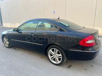 Usado Mercedes CLK320 Avantgarde 224 CV (164 kW) 2007 Negro Coupe