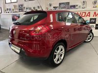 Usado Fiat Bravo Dynamic 120 CV (88 kW) 2011 Granate Utilitario