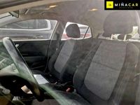 Usado Kia Stonic 101 CV (74 kW) 2021 Blanco SUV