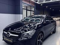 Usado Mercedes CLA220 Urban 170 CV (125 kW) 2013 Negro Berlina