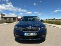 Usado Skoda Octavia Style 110 CV (80 kW) 2016 Azul Familiar