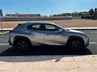 Usado Lexus UX Business Edition 184 CV (135 kW) 2020 Gris / plata SUV
