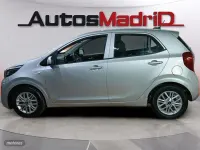 Usado Kia Picanto 67 CV (49 kW) 2022 Gris Utilitario