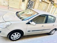 Usado Renault Clio II Rip Curl 85 CV (62 kW) 2008 Beige Berlina