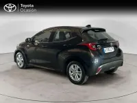 Usado Toyota Yaris Edition 125 CV (91 kW) 2021 Negro Utilitario
