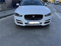 Usado Jaguar XE 180 CV (132 kW) 2015 Blanco Berlina