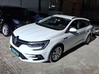 Usado Renault Mégane GrandTour LIMITED 116 CV (85 kW) 2020 Blanco Familiar