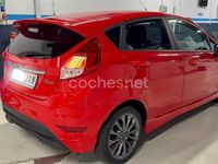 Usado Ford Fiesta ST-Line 100 CV (73 kW) 2017 Rojo Berlina