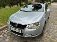 Usado VW Eos Individual 140 CV (102 kW) 2008 Plateado Descapotable