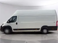 Usado Citroën Jumper 140 CV (102 kW) 2021 Blanco Monovolumen
