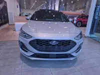 Nuevo Ford Focus ST-Line X 125 CV (91 kW) 2025 Plateado Utilitario