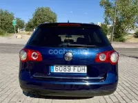 Usado VW Passat Advance 140 CV (102 kW) 2006 Azul Familiar