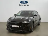 Usado Ford Mustang Mach-E 197 kW (269 CV) 2024 Negro shadow (especial) SUV
