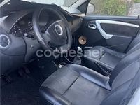 Usado Dacia Logan Lauréate 85 CV (62 kW) 2010 Blanco Familiar