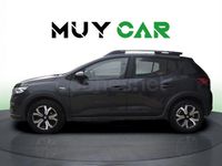 Usado Dacia Sandero Comfort 91 CV (66 kW) 2021 Gris / plata Berlina