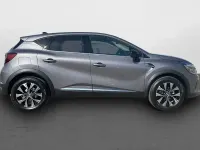 Usado Renault Captur Techno 140 CV (102 kW) 2023 Gris casiopea SUV