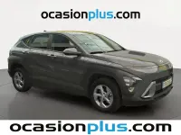 Usado Hyundai Kona 100 CV (73 kW) 2025 Gris SUV